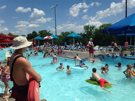 bonner springs swimming pool.